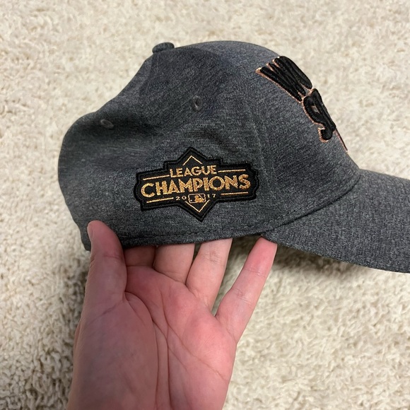 Houston Astros 2017 World Series Champions 39THIRTY Cap - Picture 2 of 5